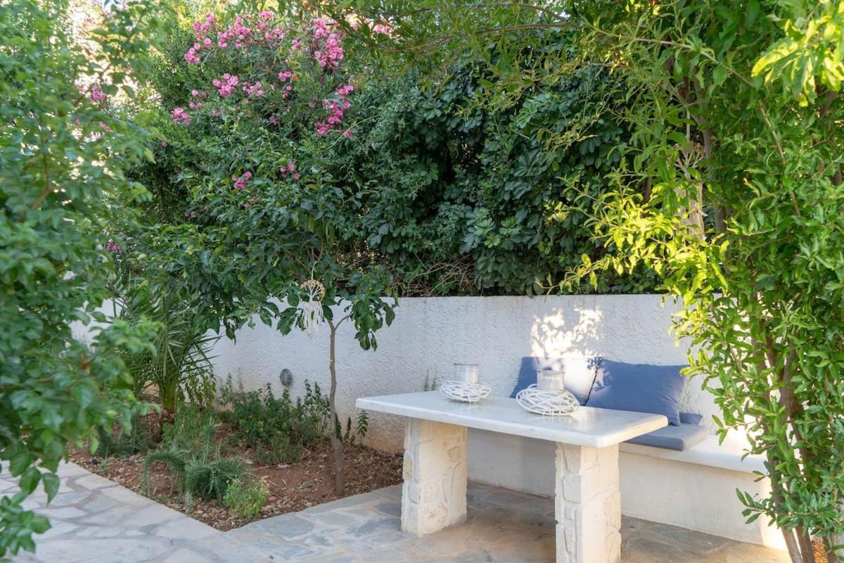 Blue Moon Apartments Makrýgialos المظهر الخارجي الصورة